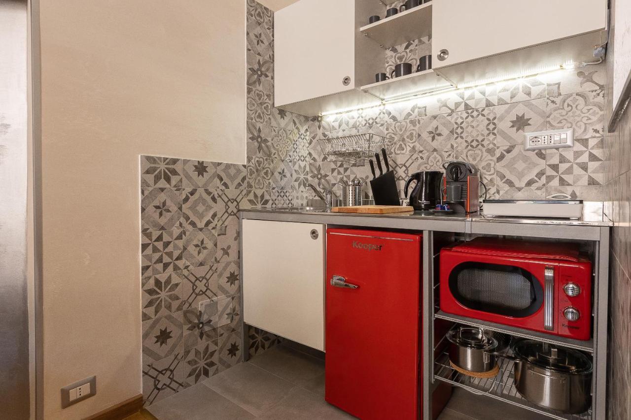 Apartment Lovely New Via Genova Rom